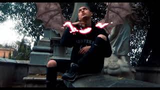 Un Millón Music Video