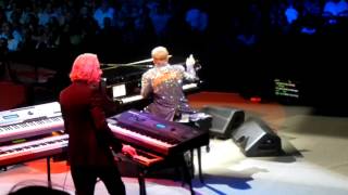 Elton John using a teleprompter and set list. Bank Atlantic Center. 03-09-2012. Sunrise, Florida