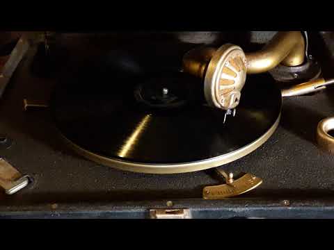 Carolina Moon - The Trobadours 1929