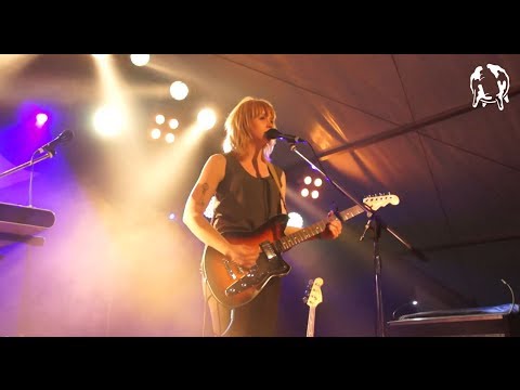 Wye Oak - Civilian live auf dem Immergut Festival 2014