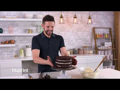 Cake Decorating for Beginners   How to Fill, Ice and Crumb Coat a Cake 🍰   YouTube