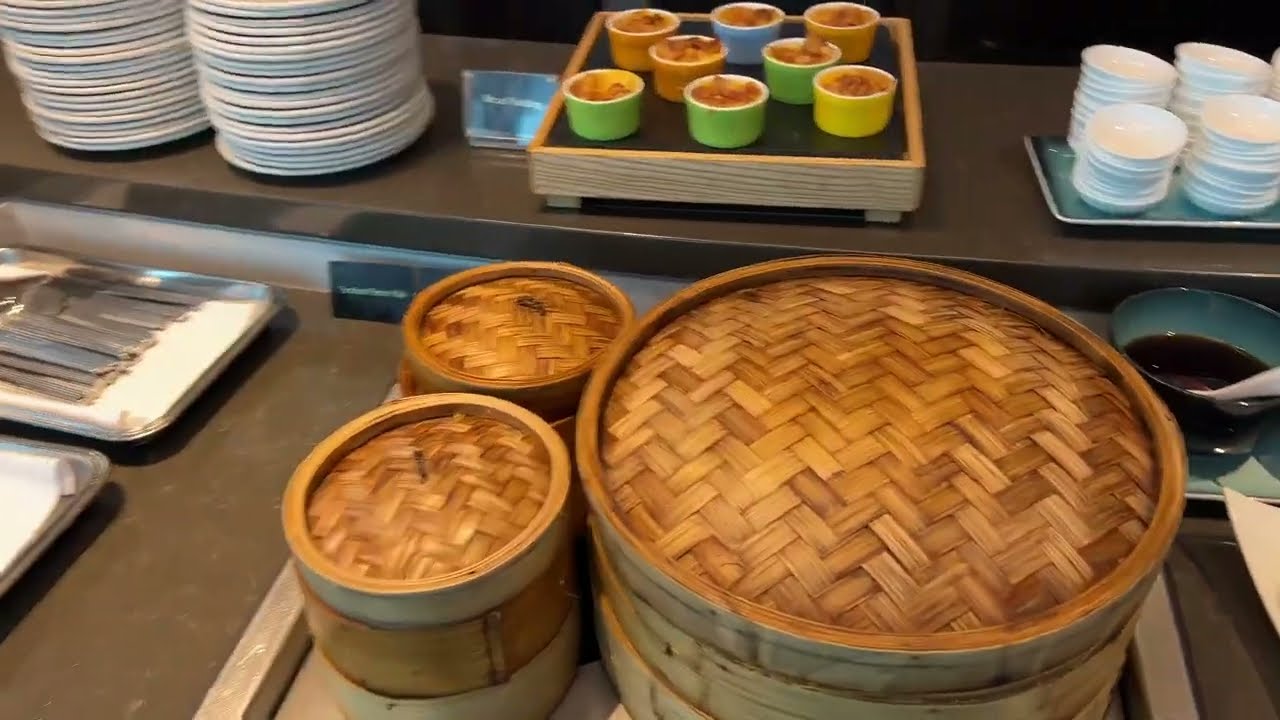 Singapore Airlines KrisFlyer Gold Lounge