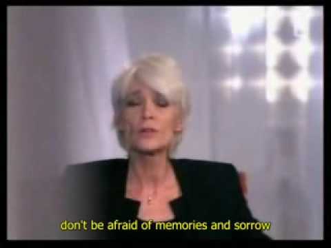 Françoise Hardy sings Message personnel eng subs