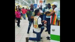 Recomienda que el “Morenito Dientu” sea el padrino de la boda del pueblo