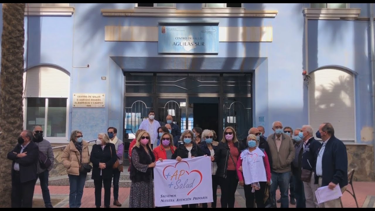 Concentración "En defensa de la Atención Primaria"