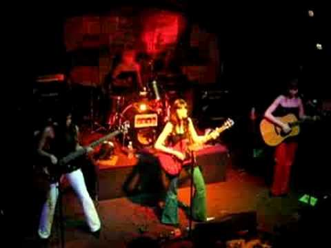 The Beladies - Everybody´s Trying To Be My Baby (parte)