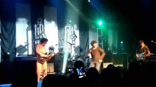 THE KOOKS "Sofa Song" Live @ The Tivoli Theatre, Brisbane, Australia 02-01-2012