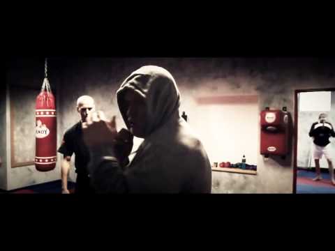 Revolta ft  Kalo Wyo   Nikdy to nevzdávej