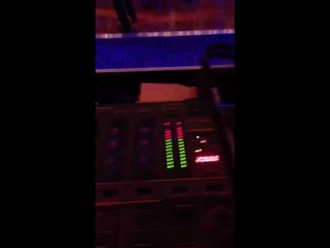 Dee Entertainment UK video.