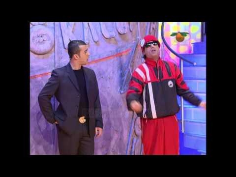 Portokalli, 2 Nentor 2008 - Tre Futbollistet (Drumbaja shet shtepine e presidentit)