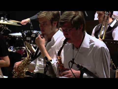 JAZZESSENCE - Act Your Age (Gordon Goodwin)