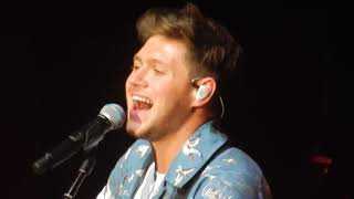 Niall Horan - On My Own live (Orpheum Theater, Boston - November 3rd 2017)