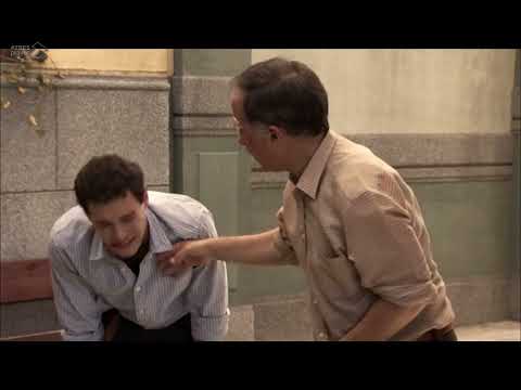 Amar C455 - Américo defiende a su padre en la pelea