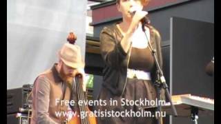 Carolina Wallin Pérez - Kevlarsjäl, Live at Smaka På Stockholm, Kungsträdgården, Stockholm 5(5)