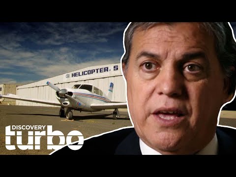 Pilot Recalls The Time UFOs Hijacked His Plane | The Unexplained Files