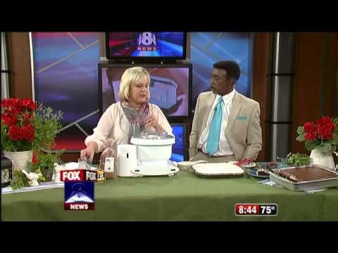 download lagu mp3 mp4 Amish Ho Ho Cake, download lagu Amish Ho Ho Cake gratis, unduh video klip Amish Ho Ho Cake