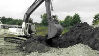 preview picture of video 'Link Belt 3400 Q Hyd Excavator Operating'