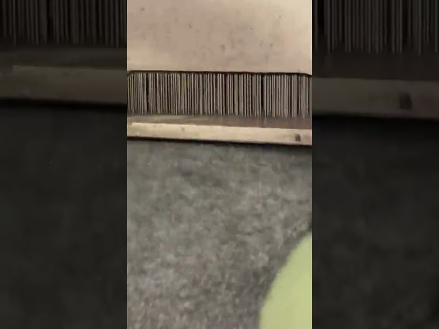 Vídeo relacionado con StickersLab - Tejido de coser de fieltro fotoluminiscente fosforescente que se ilumina en la oscuridad (150 cm x 100 cm)