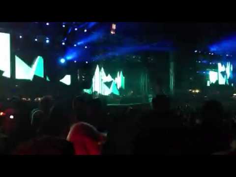 EDC CHICAGO 2013 - Benny benassi
