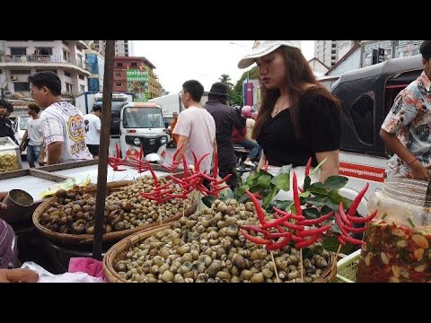 Cambodian Routine Food and lifestyle at Cambodian market: Steam snail, rural pickles crab and more