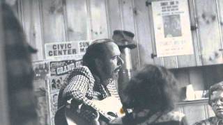 Download lagu Charlie Moore & the Dixie Partners - Help me make it through the night mp3 Download lagu Charlie Moore & the Dixie Partners - Help me make it through the night mp3