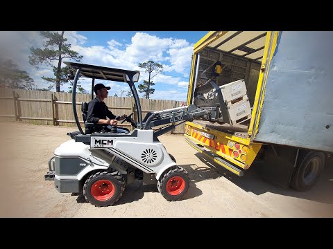 CL30 with Pallet Fork - Rough-Terrain Forklift/Multi-Purpose Machine