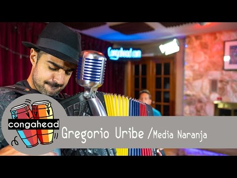 Gregorio Uribe performs Media Naranja