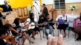 preview picture of video 'Medley - Igreja Casa de Oração para Todas as Nações (Rio Acima)'