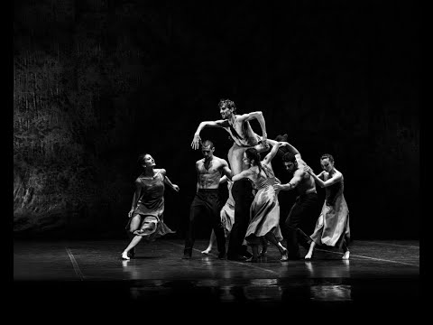 Na Subst&acirc;ncia do Tempo