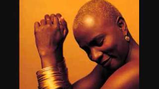 Angelique Kidjo Ae Ae