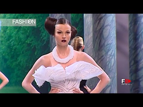 CHRISTIAN DIOR Fall 2008 2009 Haute Couture - Fashion Channel