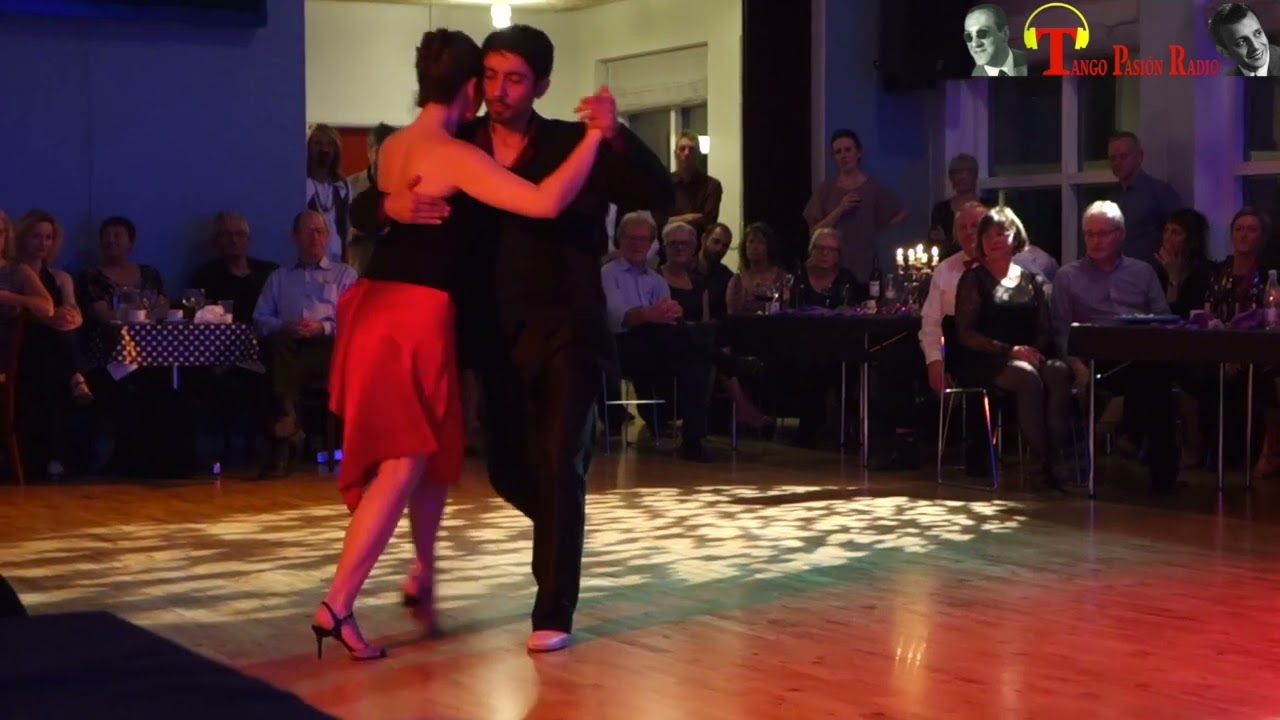 Video thumbnail for ADIOS TE VAS Carlos Di Sarli - Roberto Rufino Ballano: Anna Sol - Aldo Velasquez