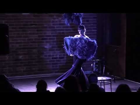 Mercy Blues Classic Burlesque Act - Camilla Cream