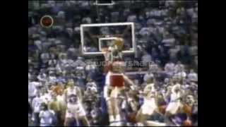 Michael Jordan - Get the ball to Michael, everybody get the f*ck out of the way