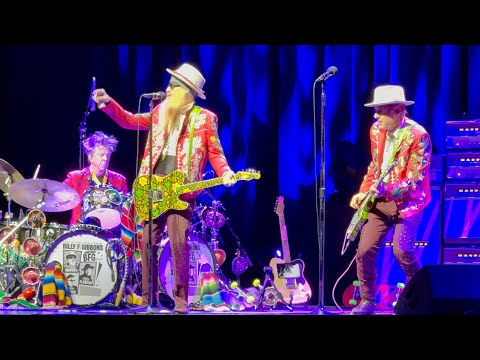 Billy Gibbons and The BFG’s in Niagara Falls.