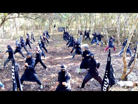 Click to Watch the Kidnapped Philippine priest appears in new video begging Philippine President to back off terrorists  video