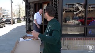 Barstool Pizza Review - Lee's Tavern (Staten Island)