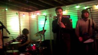 amarillo - we shot the moon