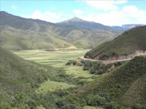 Me marcho - Sociedad Privada  (Fotos de Amazonas).wmv