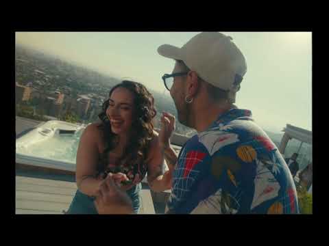 La Combo Tortuga and Gino Mella