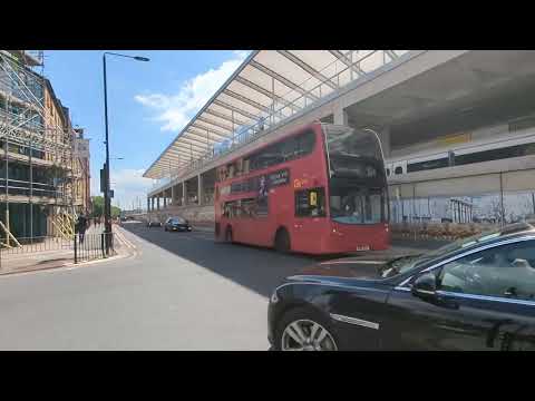 E189 on Victoria Dock Road, Custom House - Saturday 25th May 2024