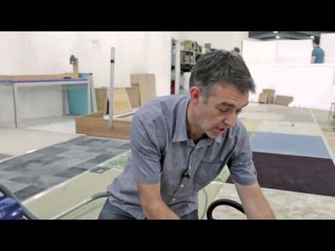 Dyson Cinetic DC54; The problem with bagged vacuum cleaners   Official Dyson video1