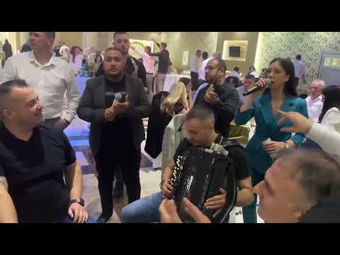 BEZ TEBE JA NISAM JA prvi put uzivo na veselju KUTA sa orkestrom