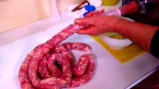 preview picture of video 'Salsiccia al Ceppo 3 - Macelleria Cavallaro Linguaglossa/CT'