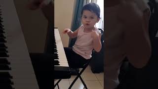 Download lagu Bayi 2 1/2 thn belajar keyboard mp3