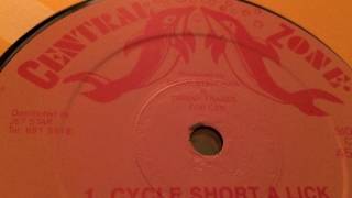 Yvonne Saw - Cycle Short A Lick + Version - Central Zone