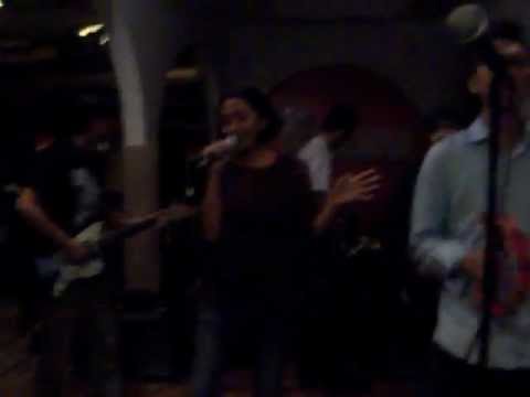 Let Me Kiss You - Planetbumi feat. Maria Stereomantic