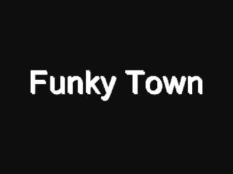 download lagu mp3 mp4 Kc And The Sunshine Band Funky Town, download lagu Kc And The Sunshine Band Funky Town gratis, unduh video klip Kc And The Sunshine Band Funky Town