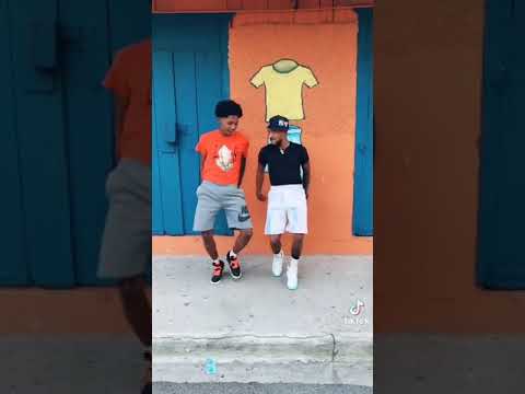 Albert diaz- Tik Tok - Sácala pa ve - Crazy design 😂😂😂😂