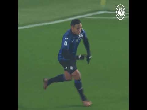 Luís Muriel é brabo! #skills #football